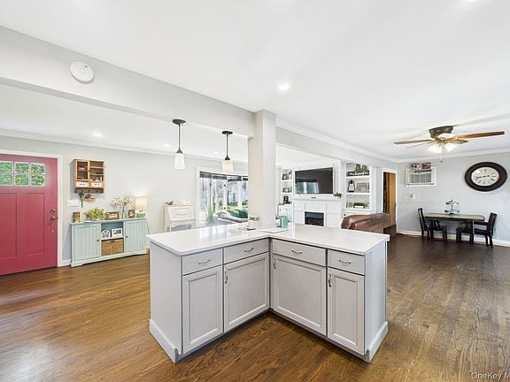 554 South 8th Street