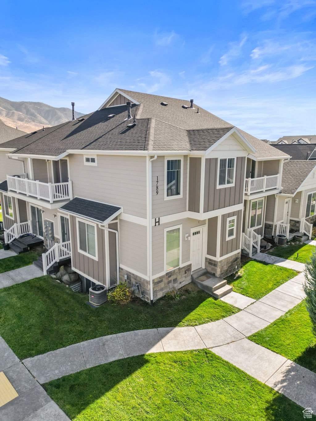 1789 E Skyline Dr #H2