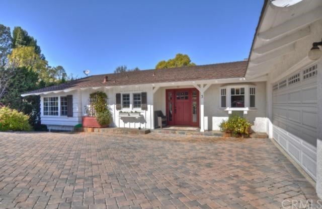 3 Santa Bella Road