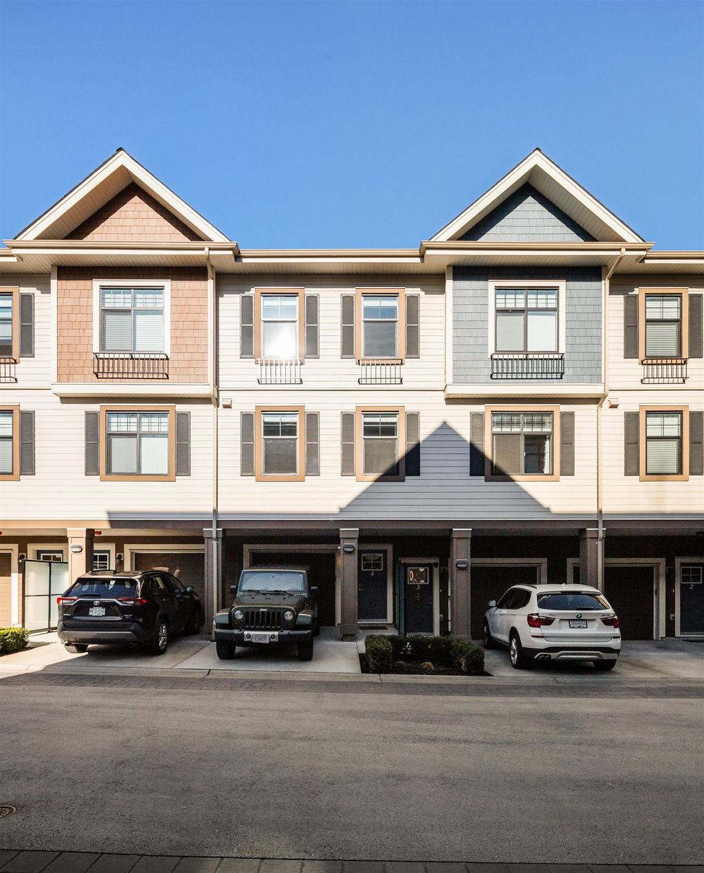 1818 Harbour St, #4