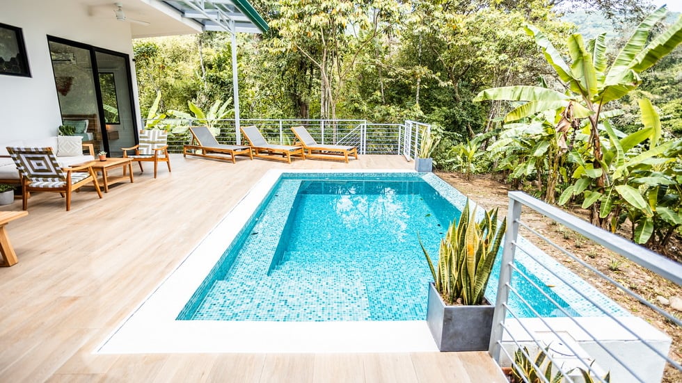 Luxury Riverfront Residence in Playa Dominical Walk to the Beach