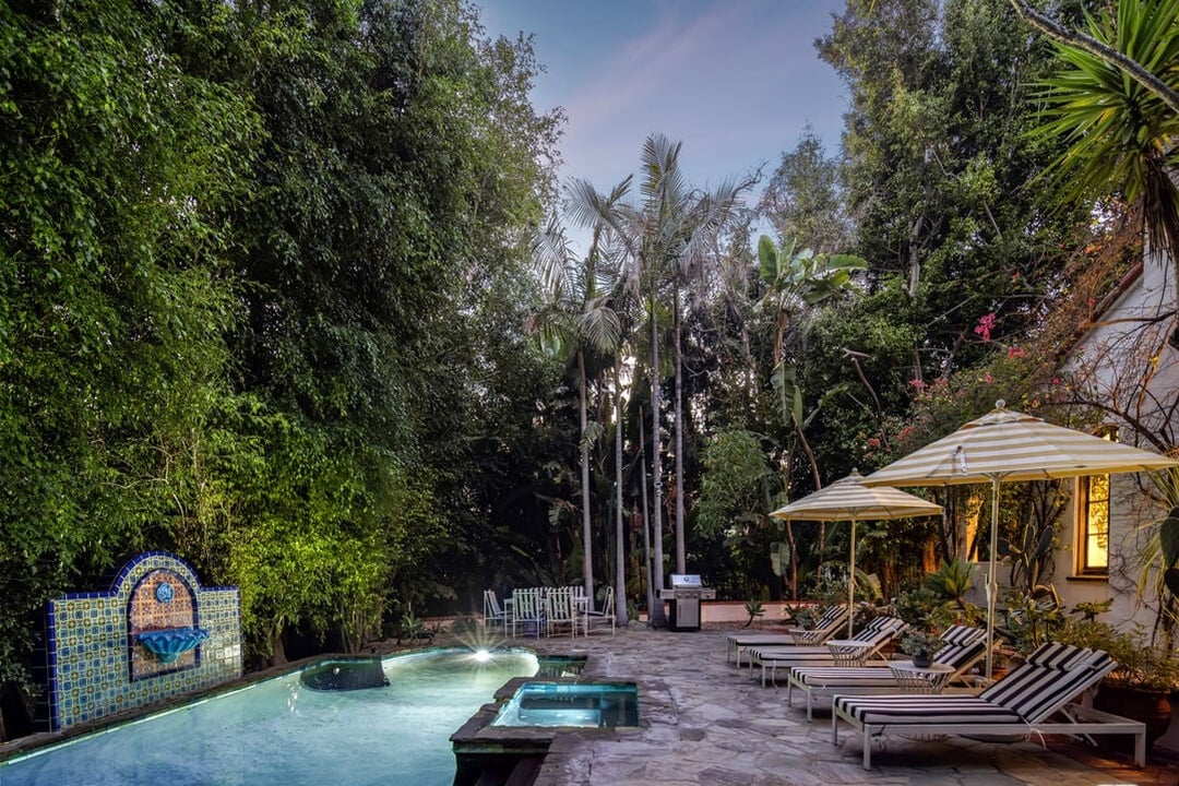 Sunset Vale Ave, 90069