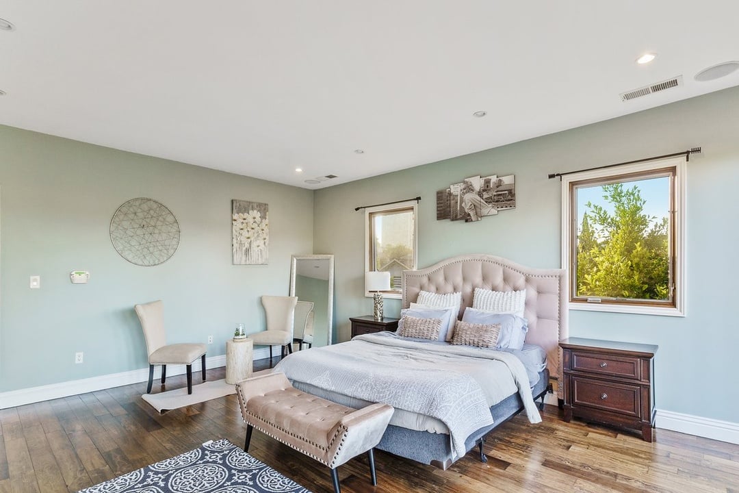 Valley Opulent