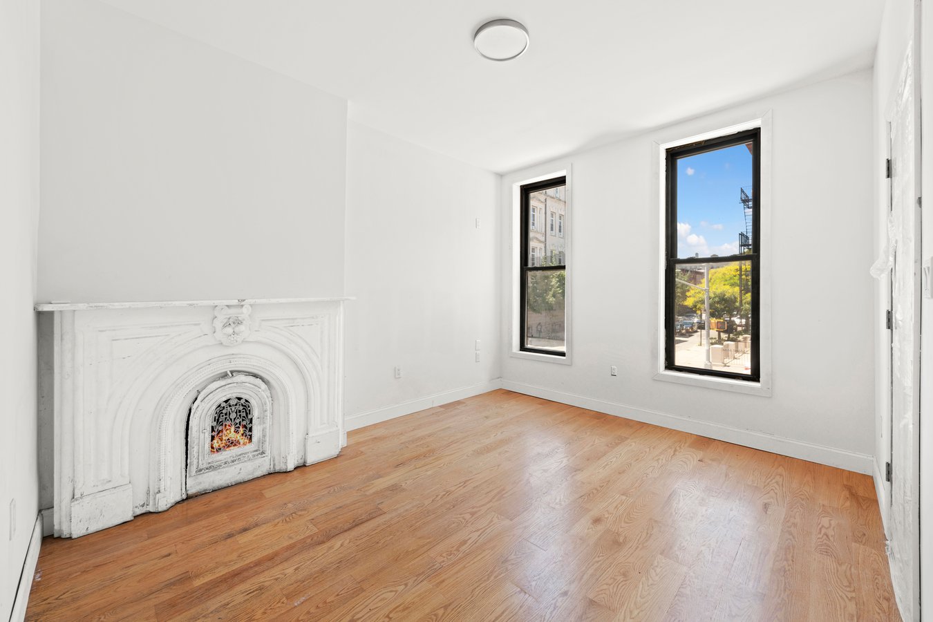 69 LEWIS AVE
