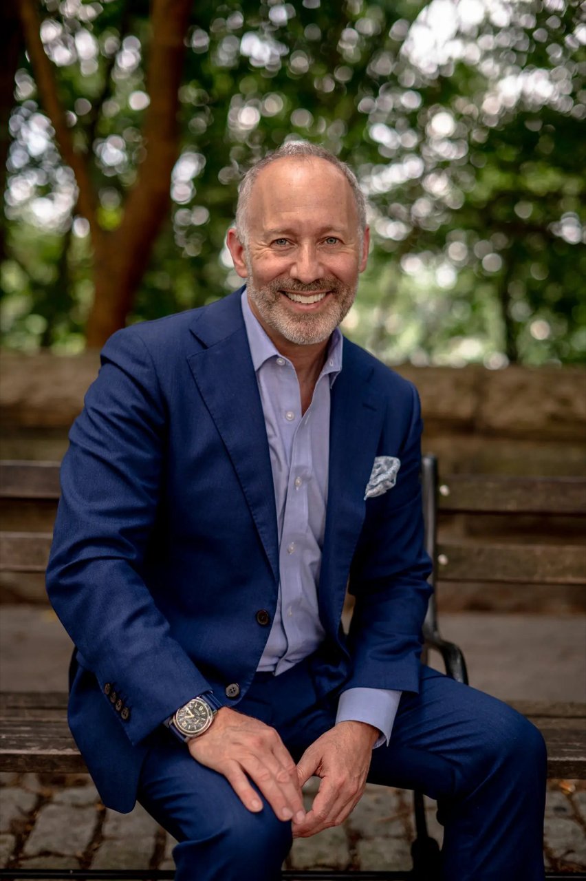 Steven Cohen Rejoins Corcoran