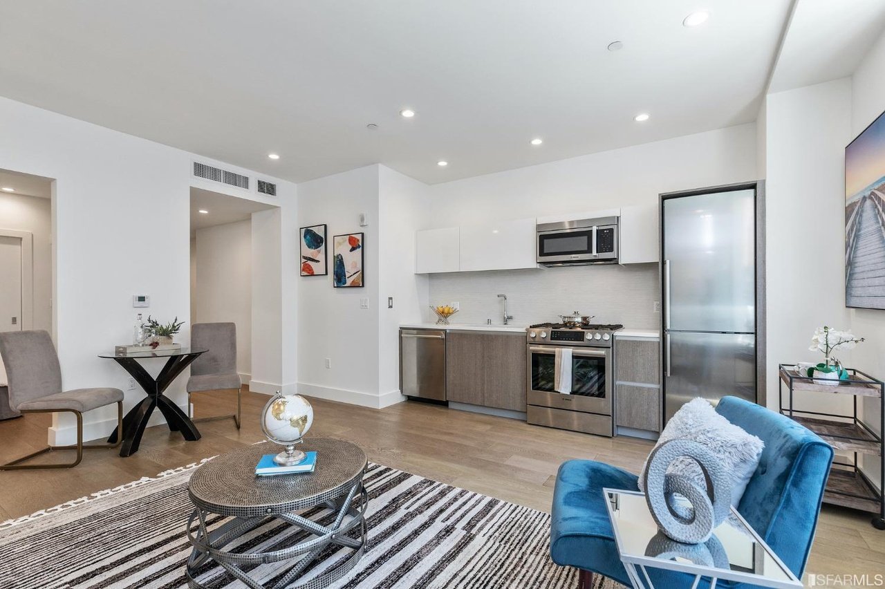 832 Sutter St #201