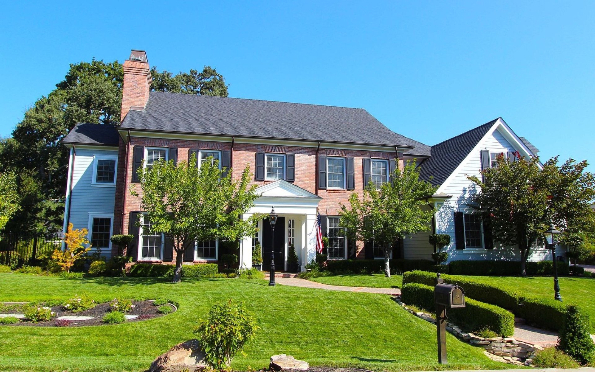 23 Sanford Ln