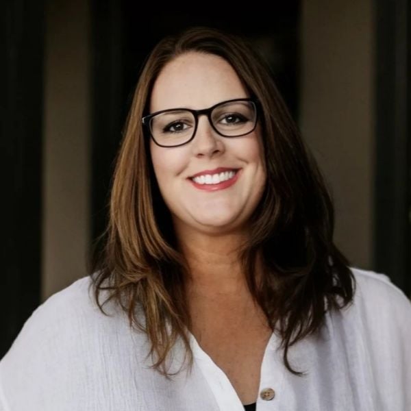 Chrissy Sidler Murphy, NC Real Estate Agent Headshot