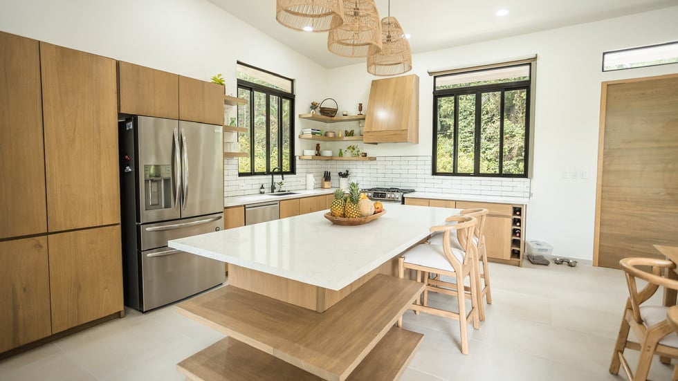Luxury Riverfront Residence in Playa Dominical Walk to the Beach