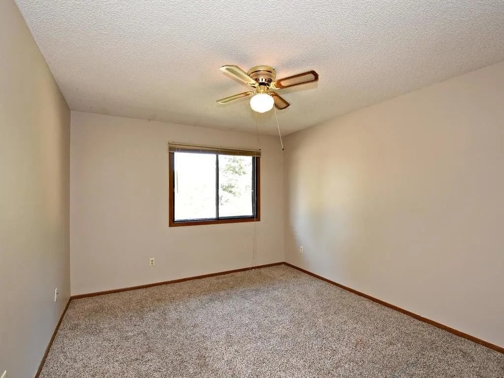 2519 Brookdale Ln