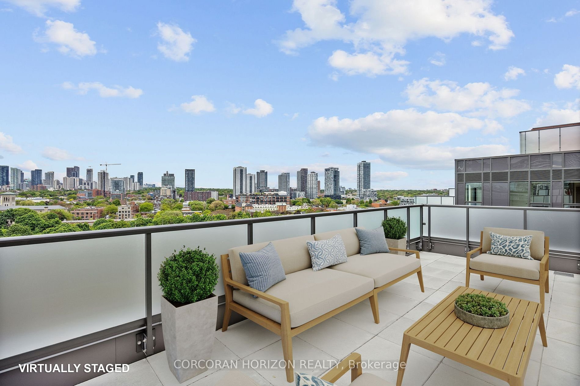 NEW LUXURY PENTHOUSE