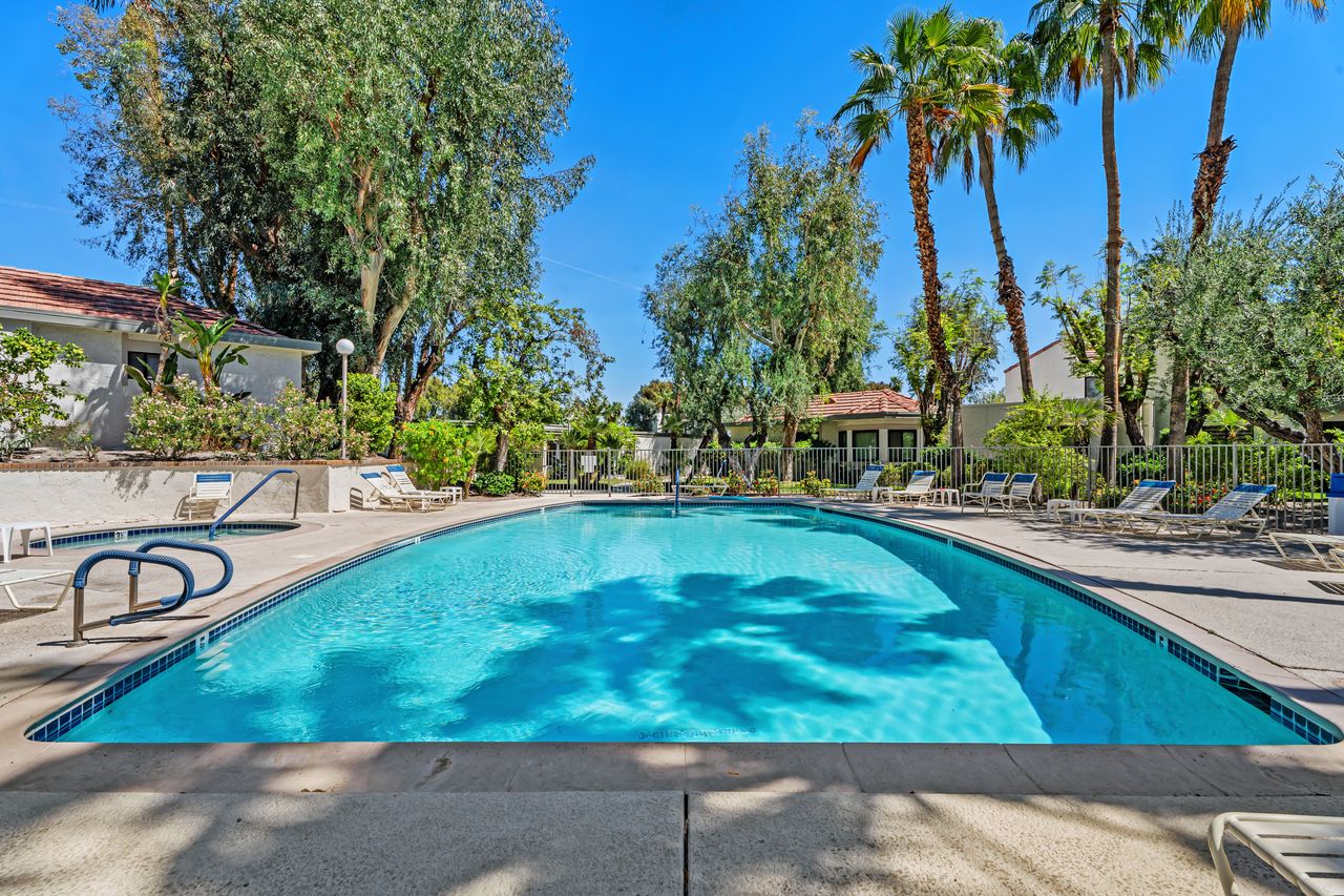 Miraleste Condo