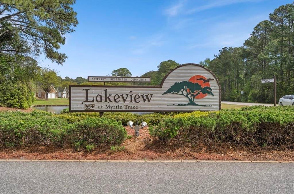 Myrtle Trace, Conway