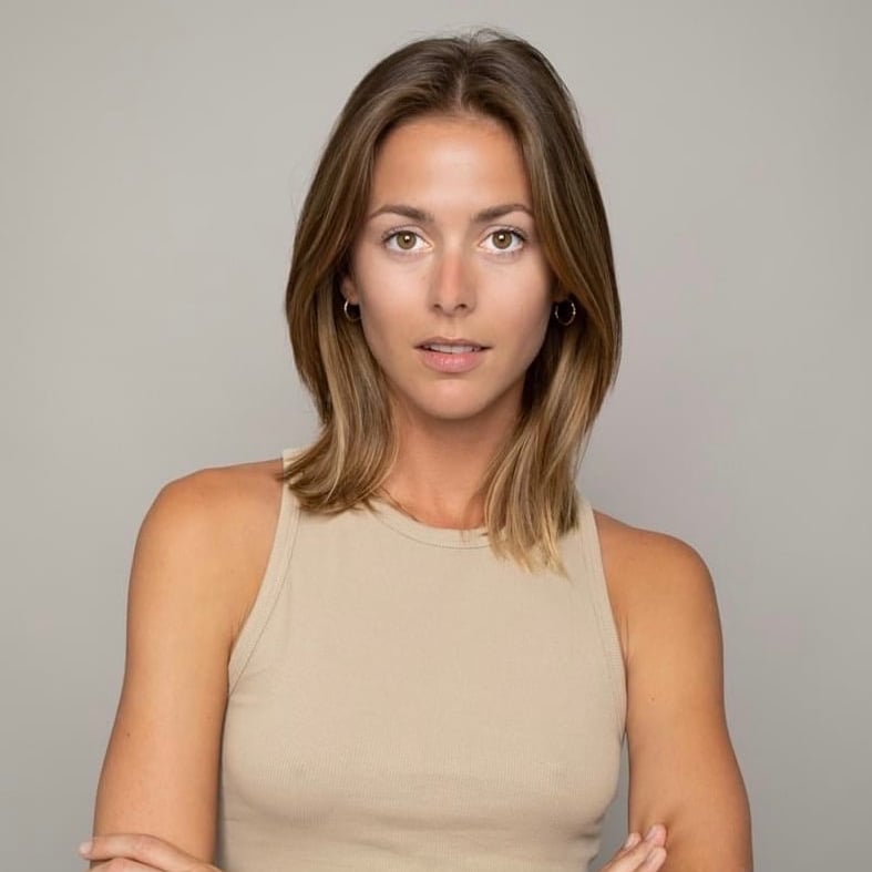 Charlotte Illner Tulum, Q.R. Real Estate Agent Headshot