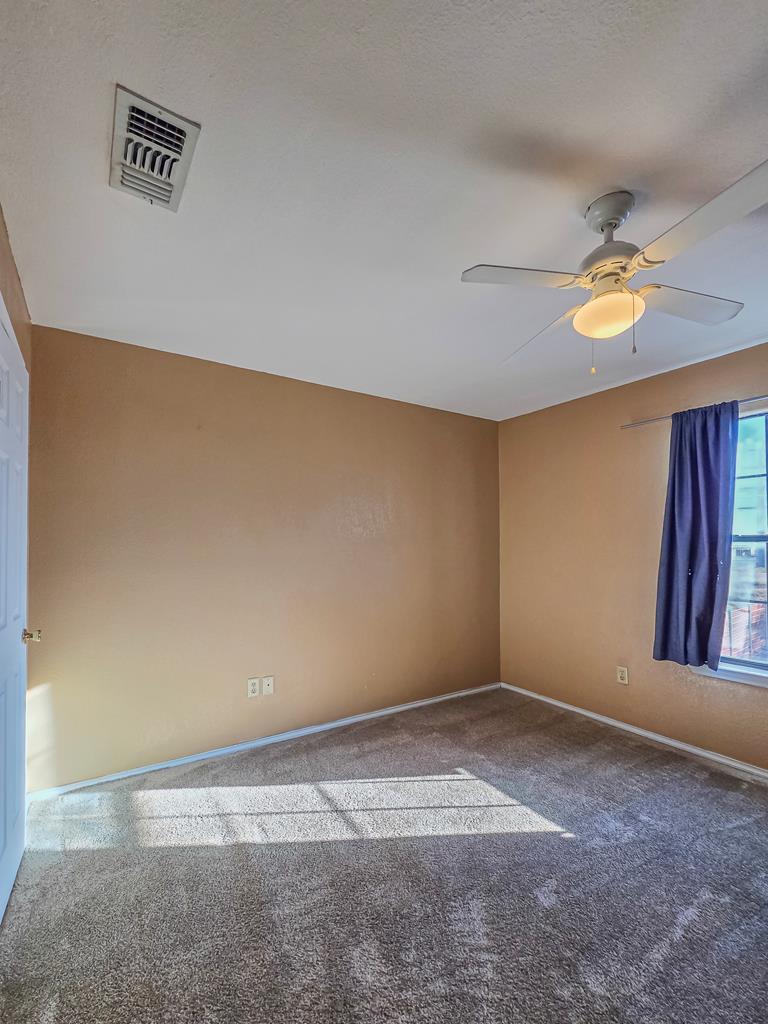 2101 Pershing Cir