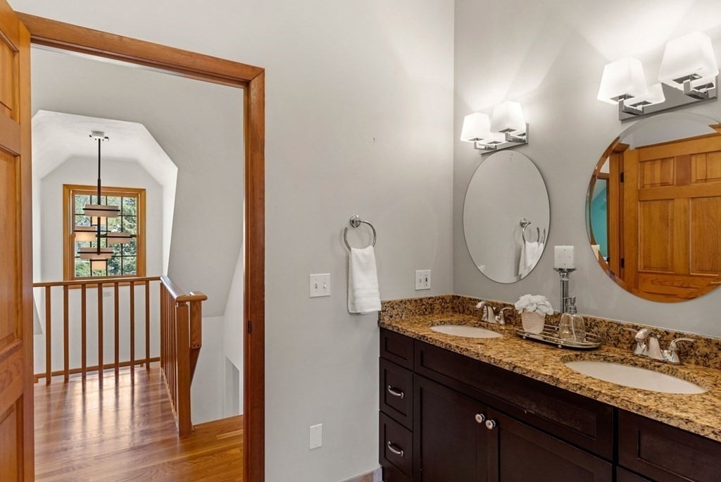 5 Coombs Cir