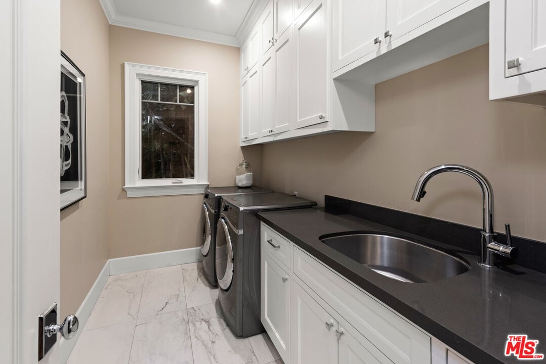 Luminor Heights, Laurel Canyon Blvd, 90046