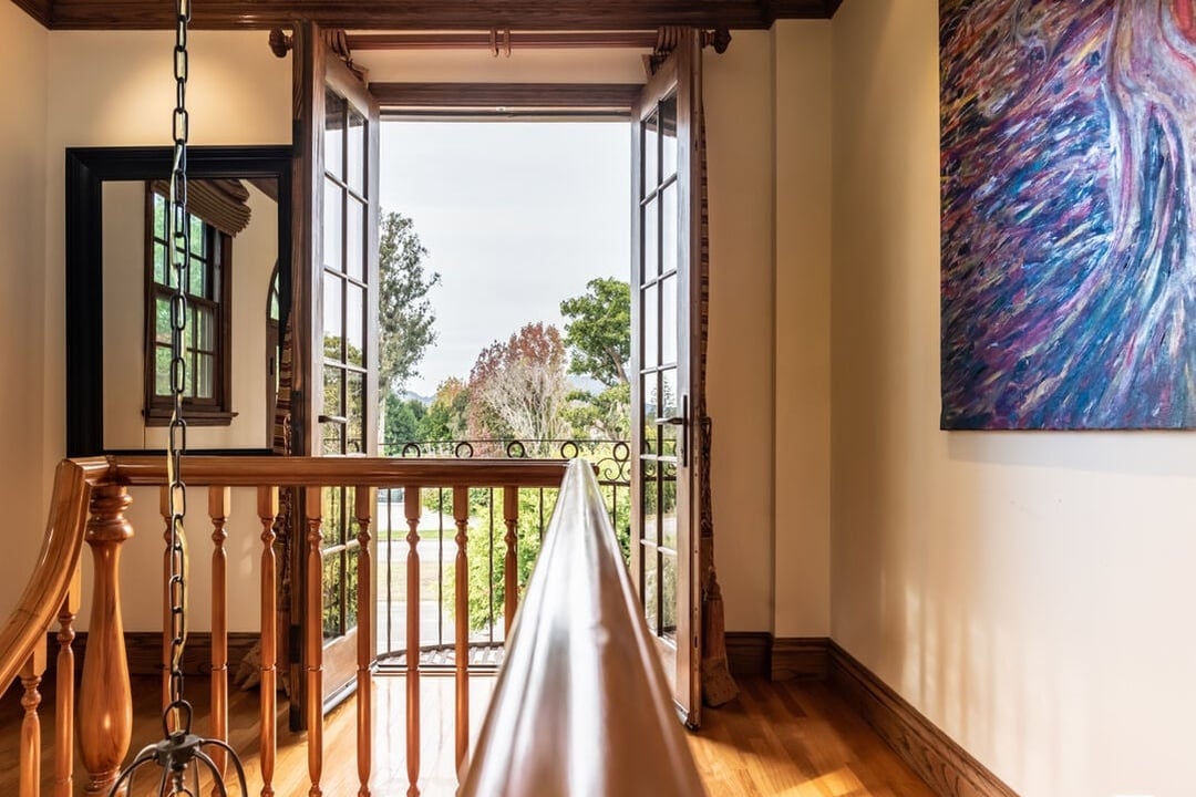 San Vicente Blvd, 90402