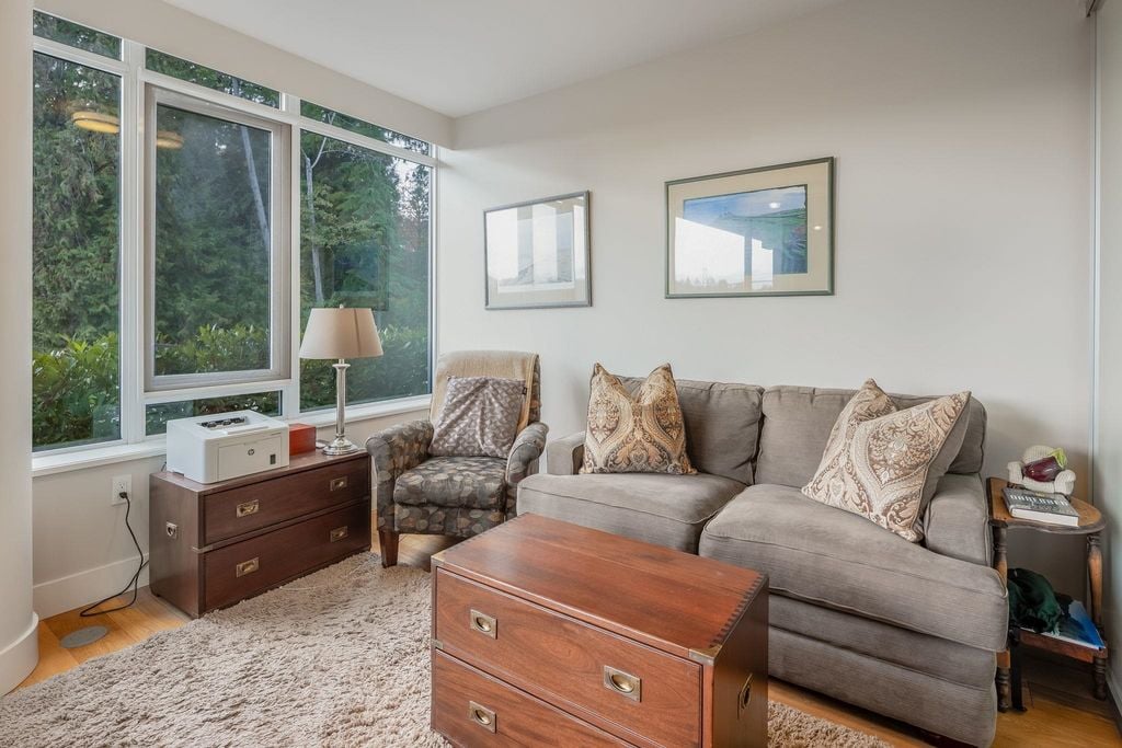 888 Arthur Erickson Pl, #404