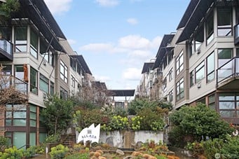 1730 N Northlake Way #214