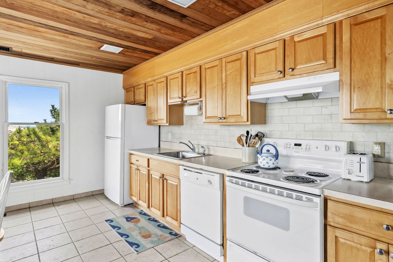 380-420 Towd Point Rd