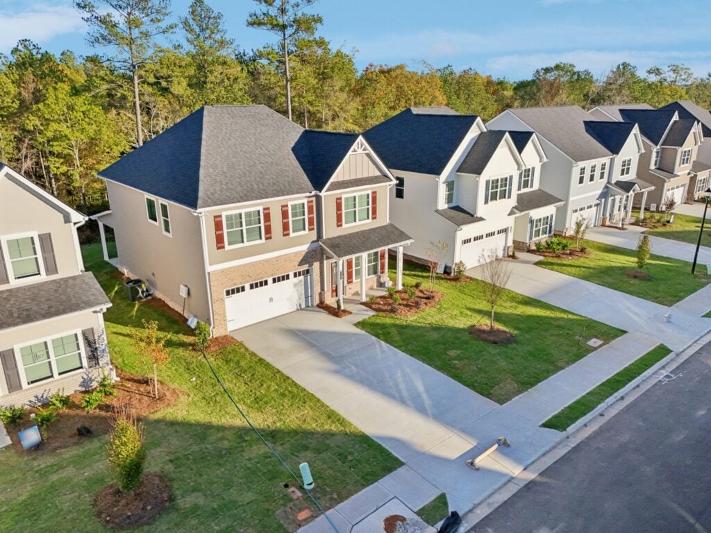 Choosing Between New Construction and Resale Homes in North Atlanta Suburbs Like Suwanee and Duluth