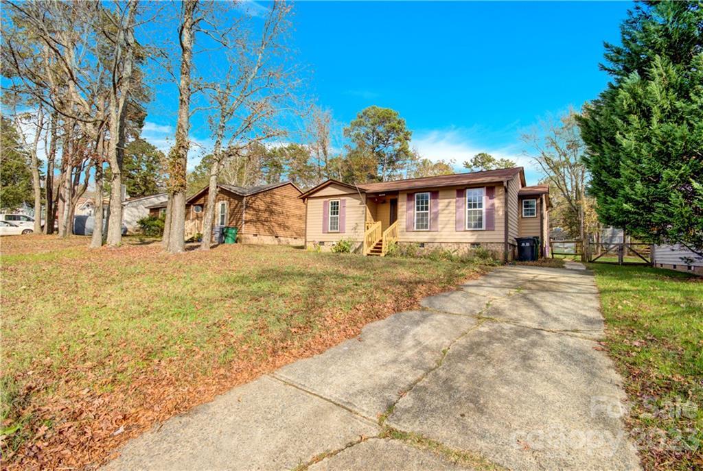 3912 Courtland Dr
