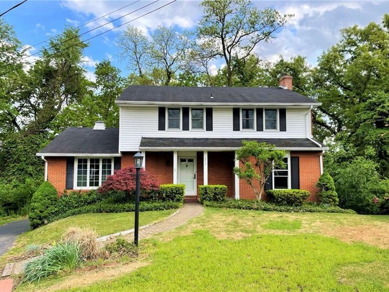 256 Lytton Road