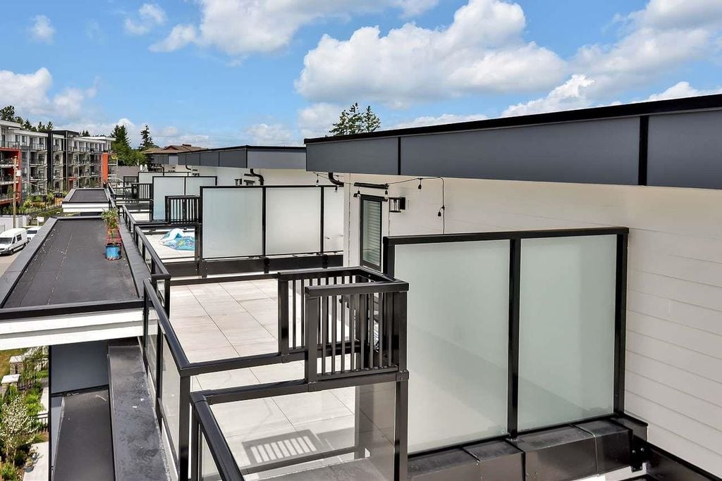 5476 Brydon Crescent, #4