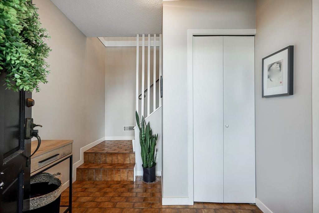11751 194a St