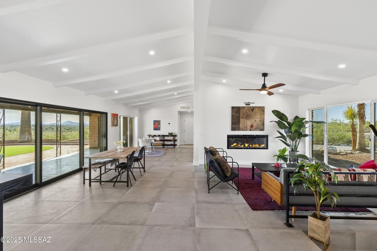 5240 E River House Rd