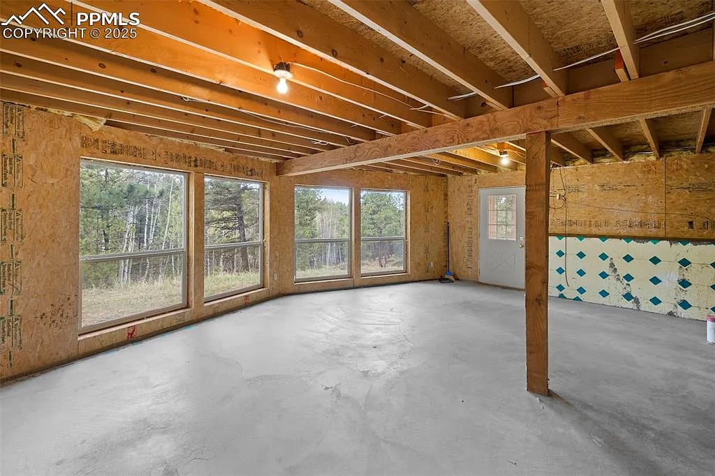 143 Lost Lake Pl