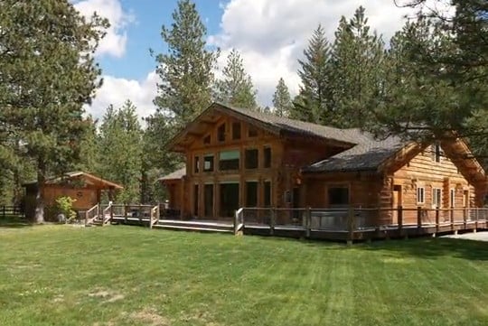 Cornerstone Lodge on River Road, Plain, WA