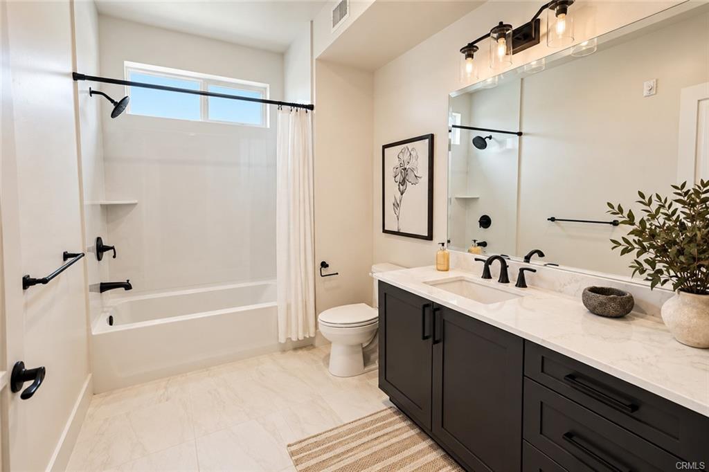 451 Grand Avenue W #322