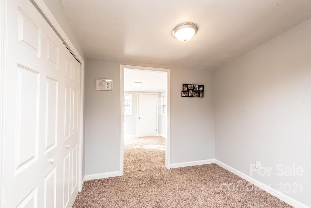 5196 Jenkins Rd