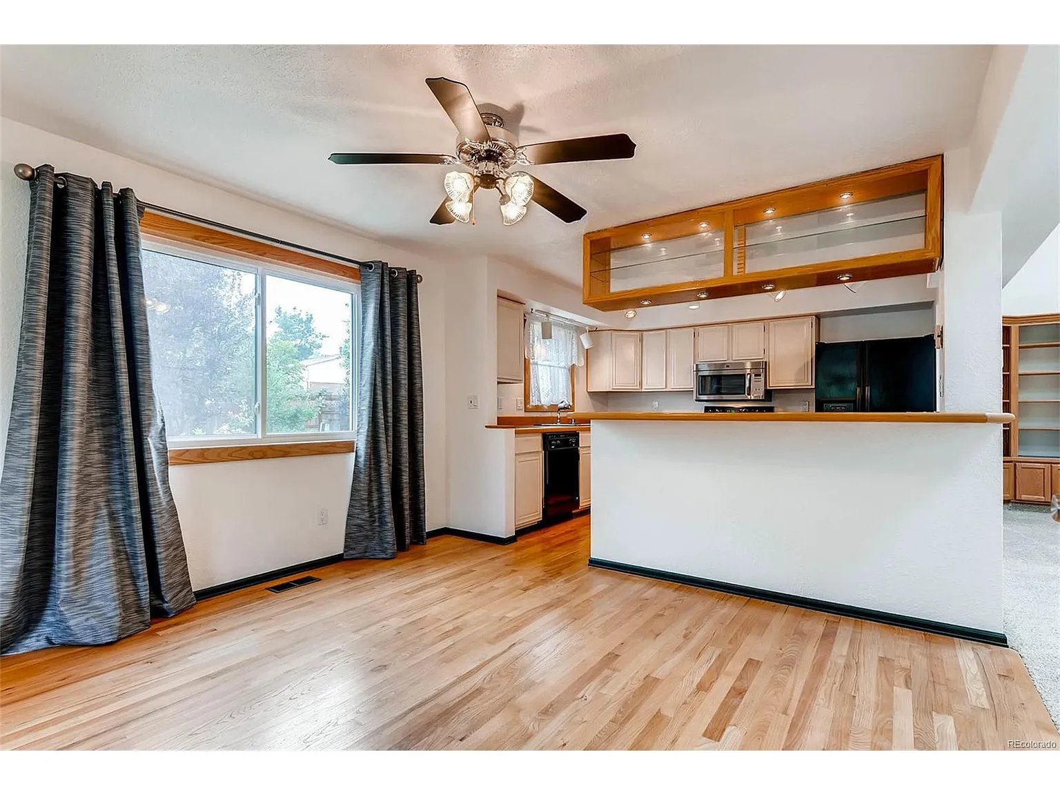 7313 Deframe Ct