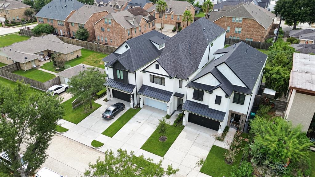 1501 Jacquelyn Drive 