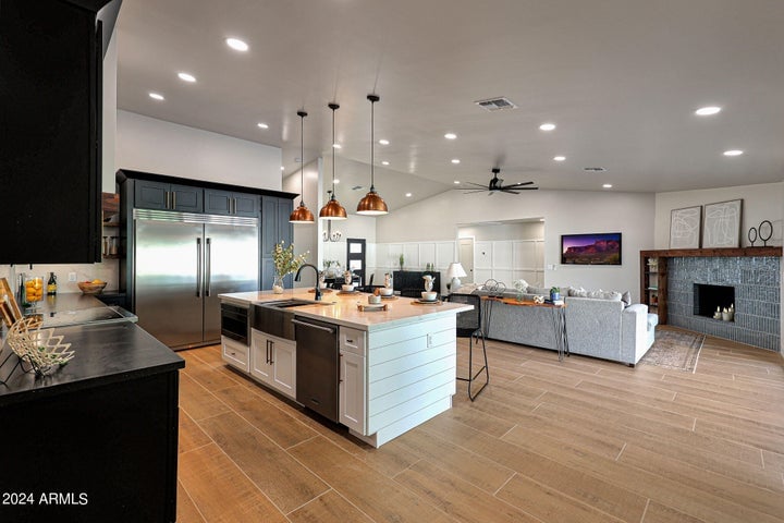 6320 E Friess Dr.