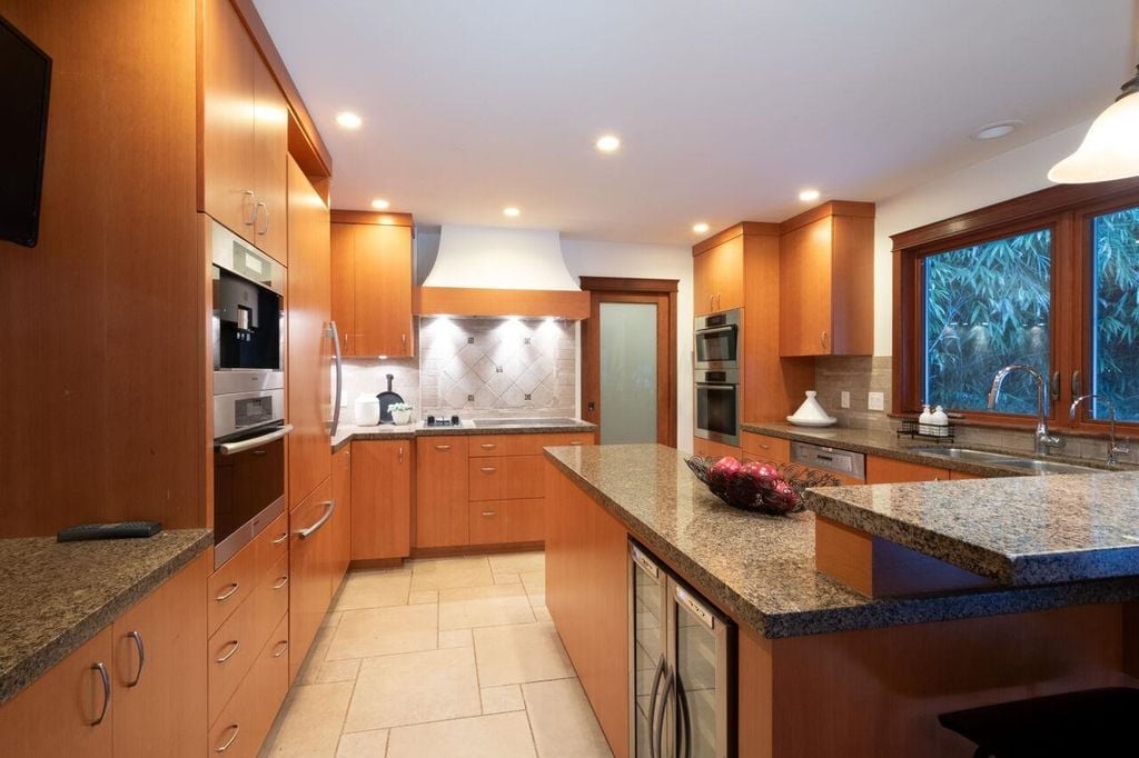 4397 Rockridge Rd