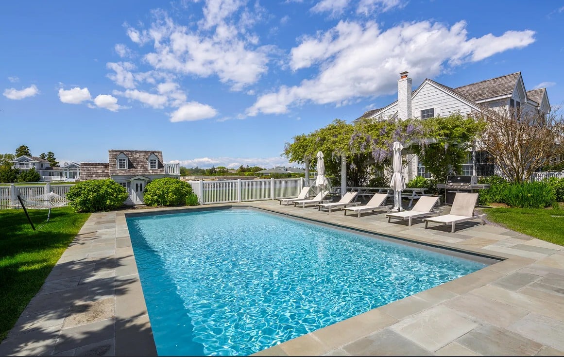 97 Dune Rd