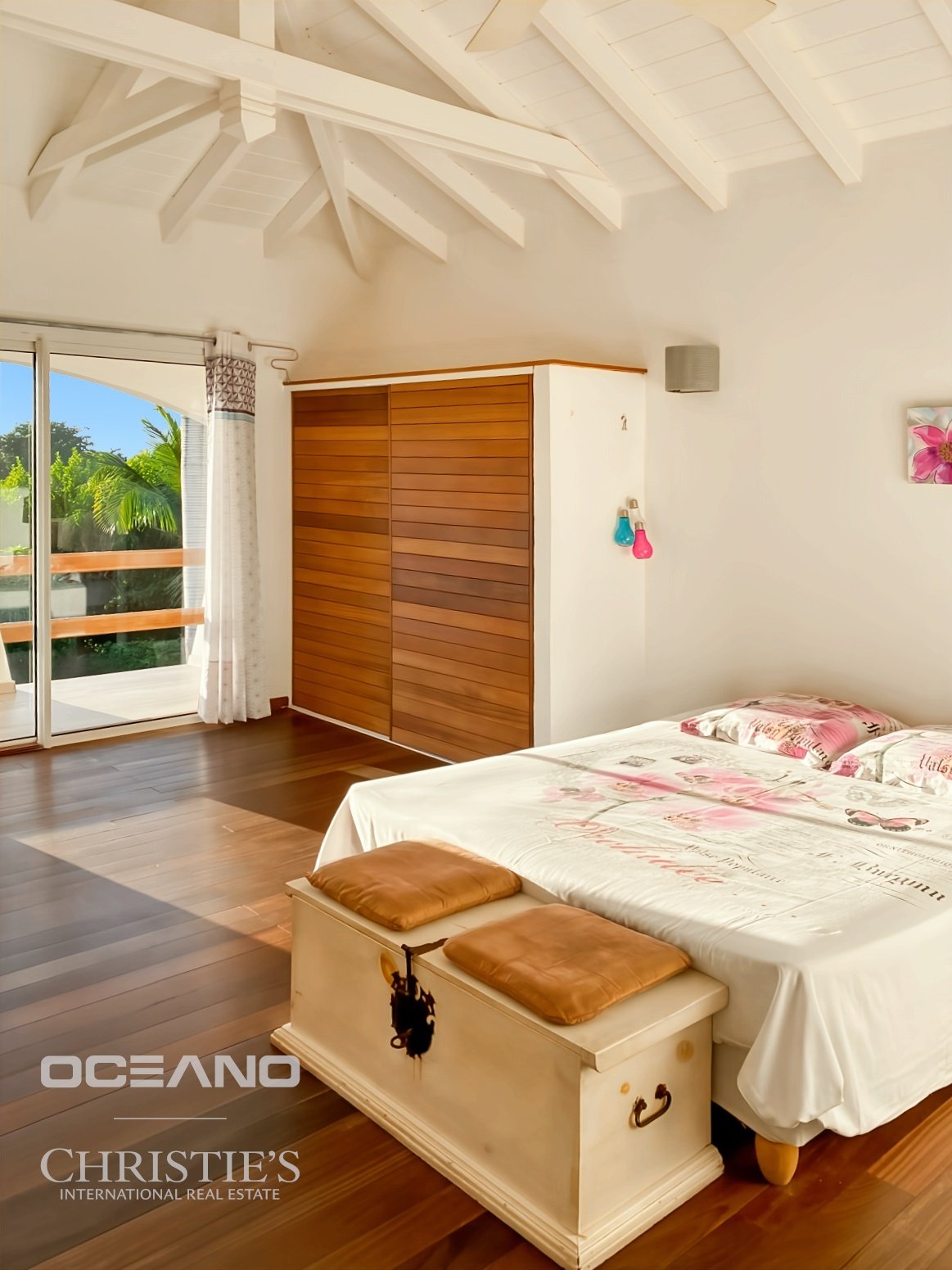 For sale ALMOND GROVE VILLA