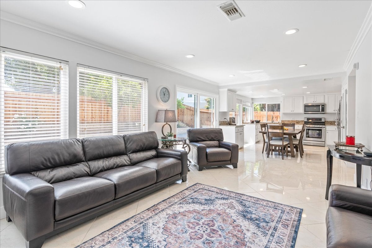 14102 Saarinen Court