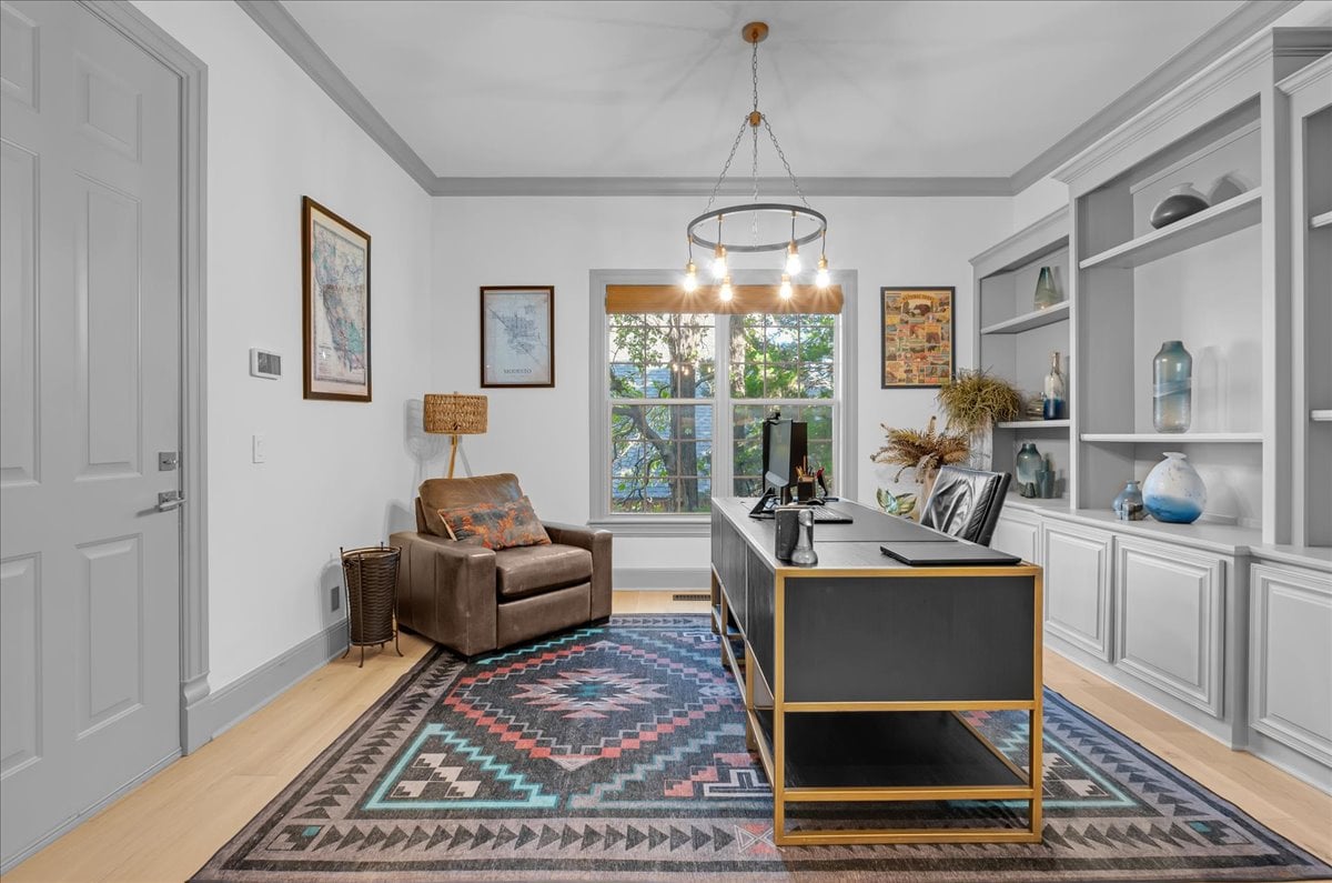 Luxury Living in Bixby, Oklahoma: A Premier Estate in Devonshire at Graystone Represented by Philip Shain of The Agency Tulsa - Wyatt Poindexter - The Agency