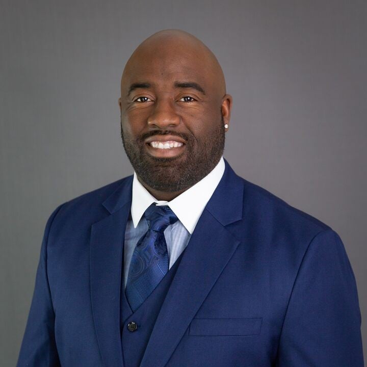 Will Roberts Oak Harbor, WA Real Estate Agent Headshot 