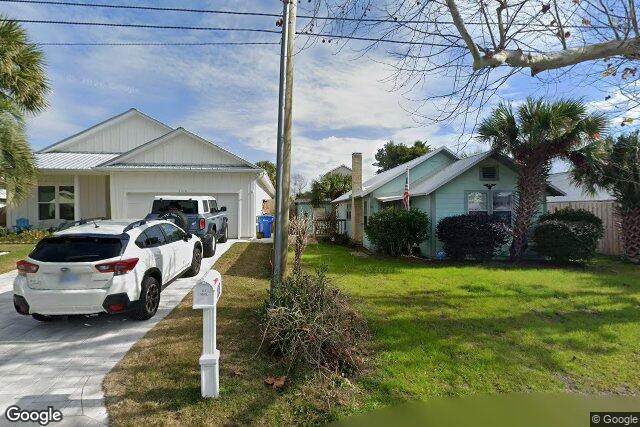 109 2nd St