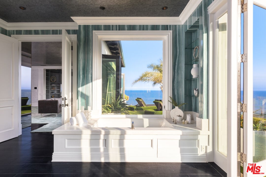 Carbon Canyon Rd, 90265