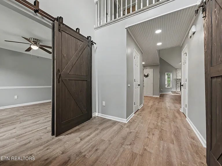 5516 Oakside Drive