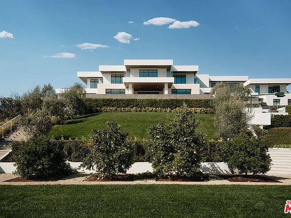 9966 Beverly Grove Dr
