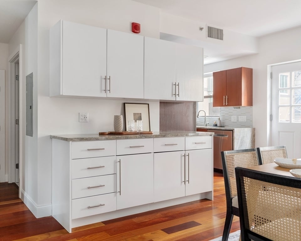 28 2nd St #28