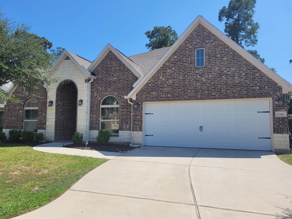 1302 Kensington Way